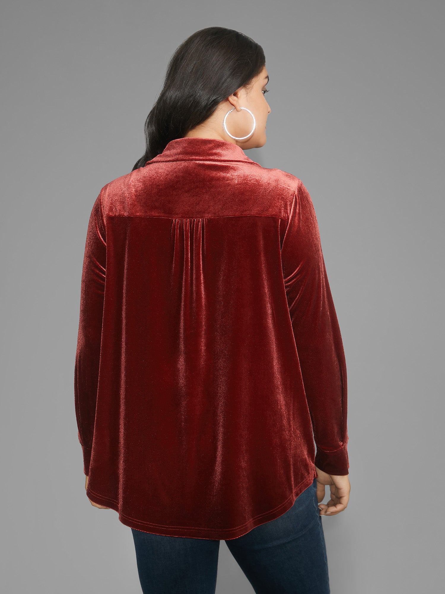 Velvet Curved Hem Gathered Shirt