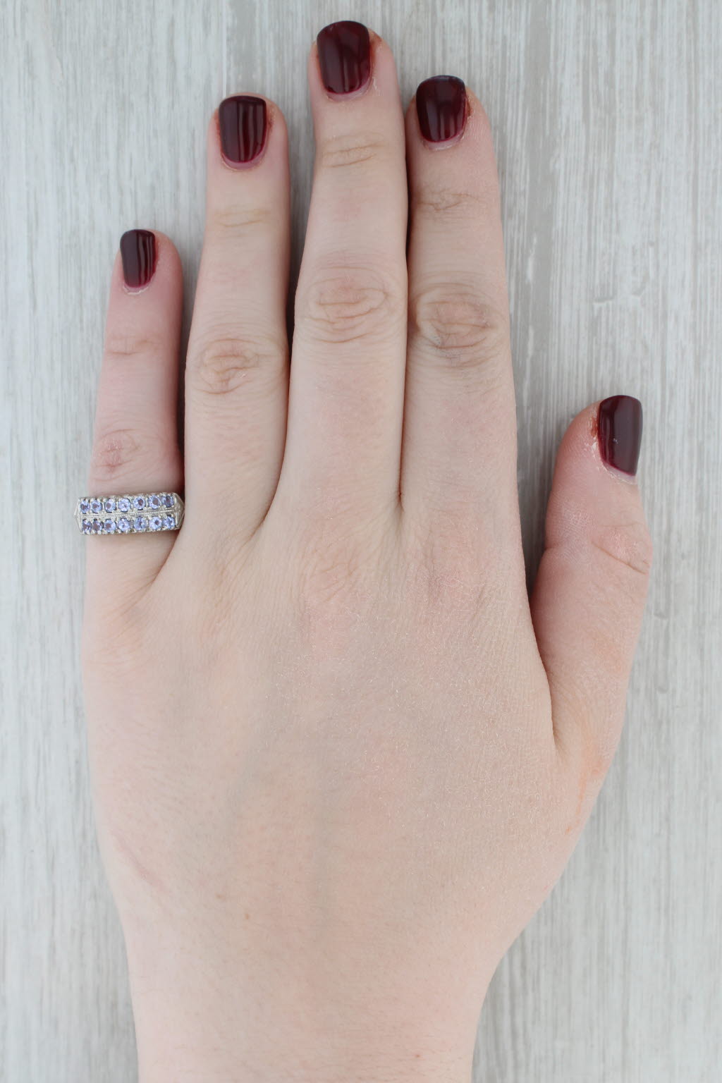 Vintage 0.70ctw Tanzanite Ring 14k White Gold Size 6