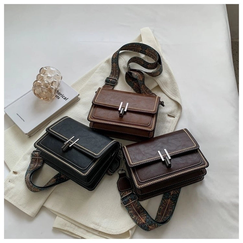 Women's Pu Leather Solid Color Fashion Square Lock Clasp Crossbody Bag