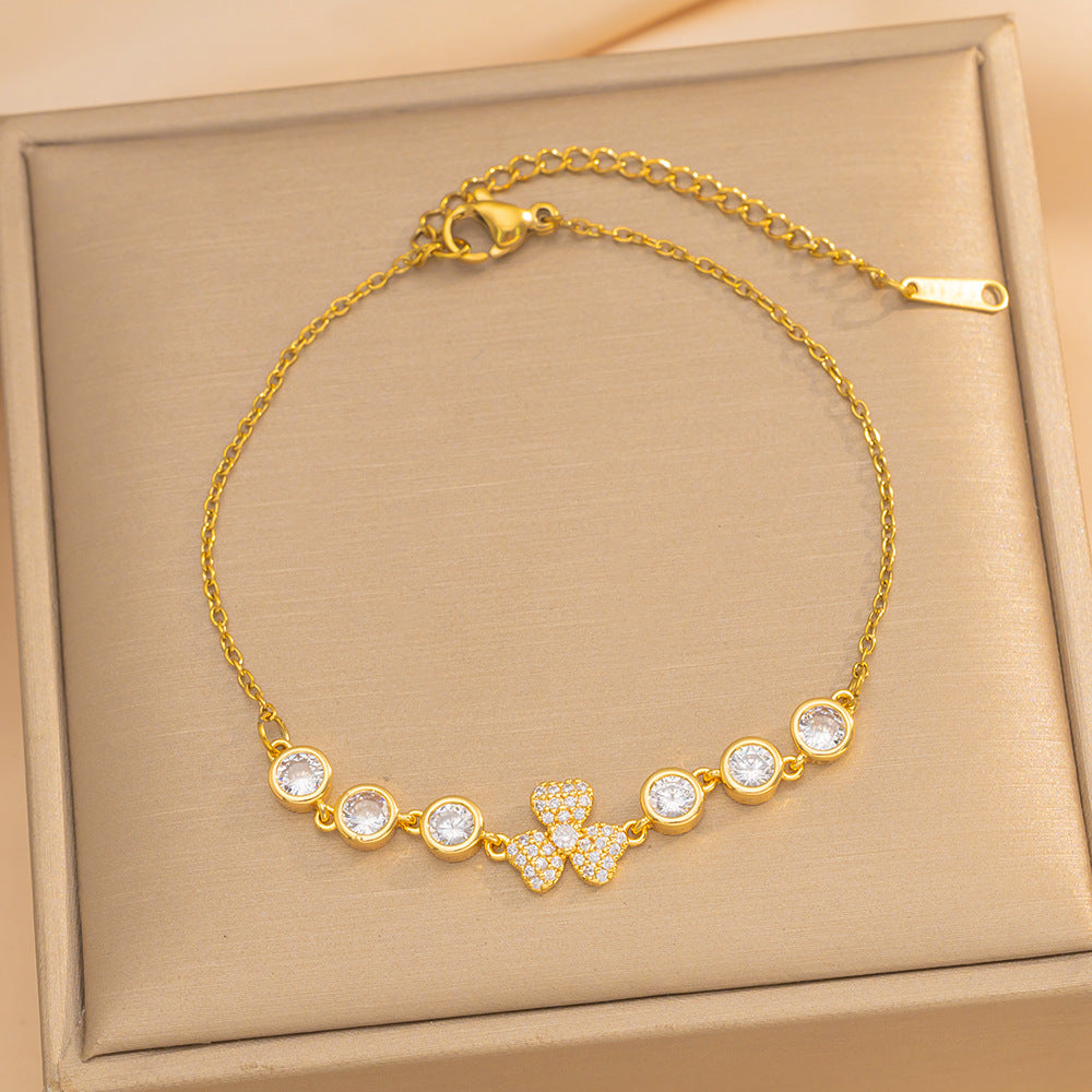 Exquisite Zircon Heart Bracelet Versatile Niche Bracelet Fashionable Personality Hand Jewelry For Women