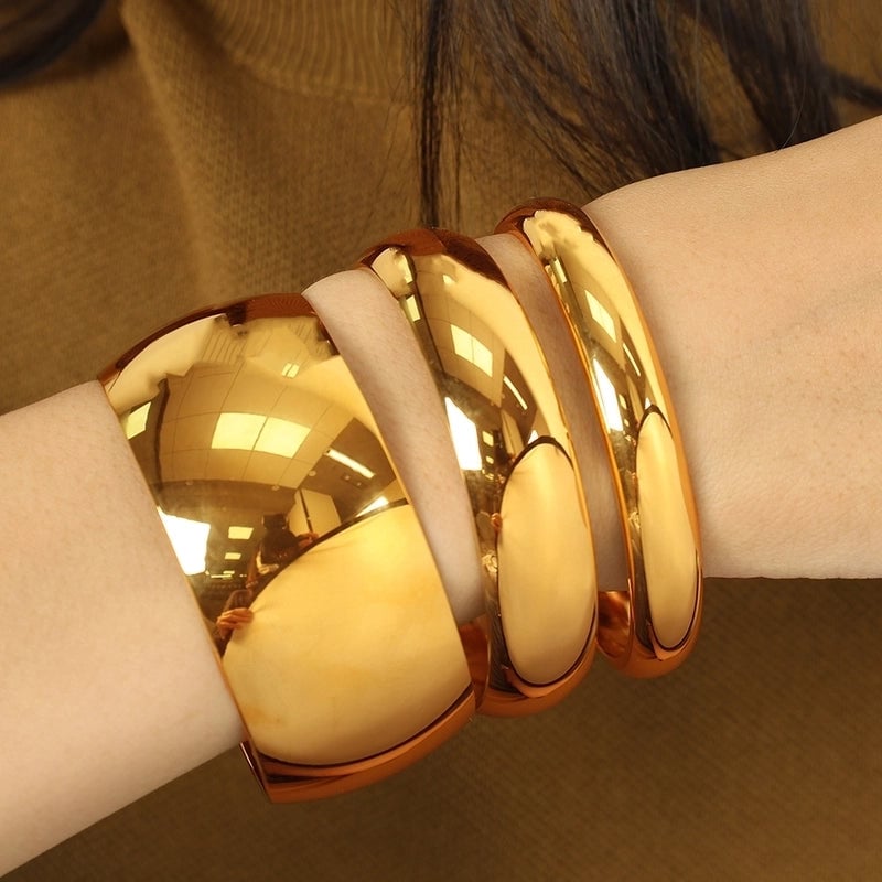 Exaggerated Minimalist Circle Round 304 Stainless Steel 18K Gold Plated Bangle In Bulk