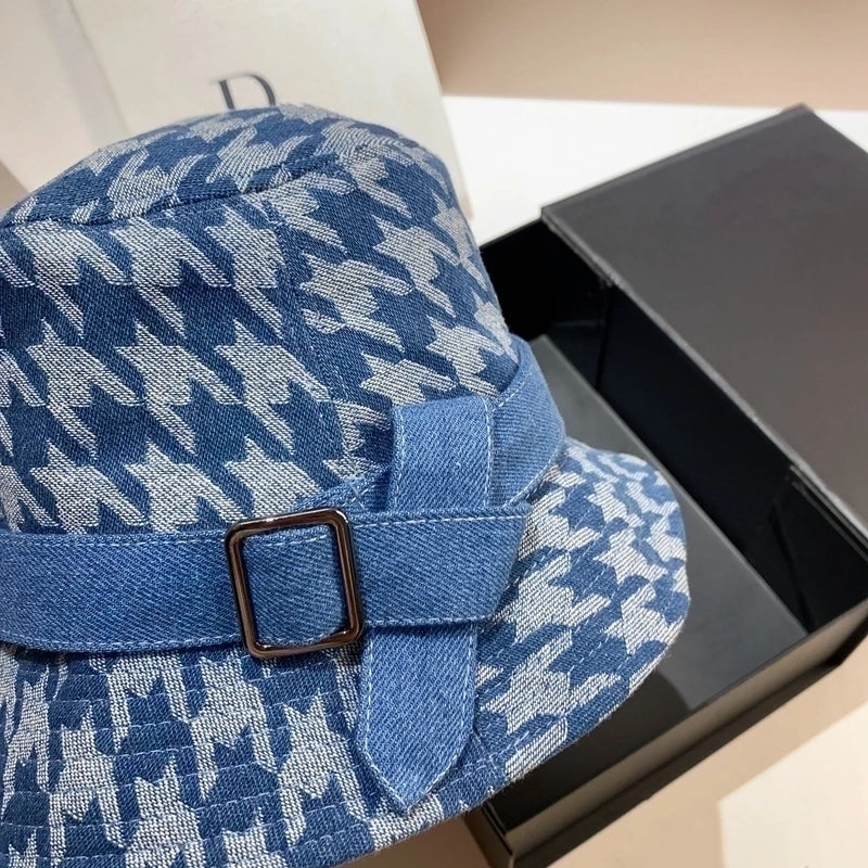 Women's Retro Streetwear Houndstooth Wide Eaves Bucket Hat