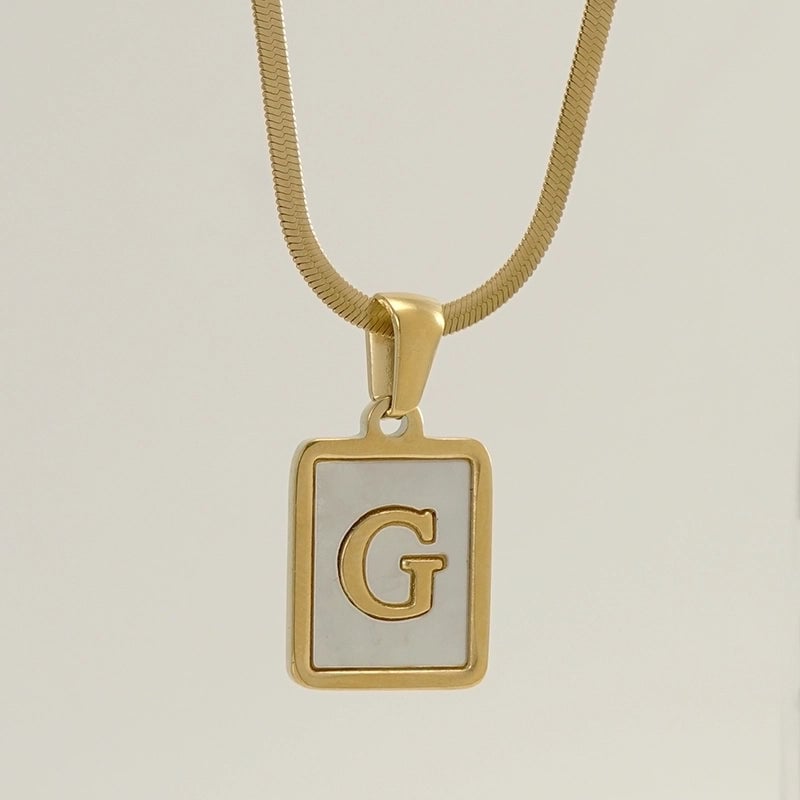 Stainless Steel 18K Gold Plated Casual  Plating Inlay Letter Shell Pendant Necklace