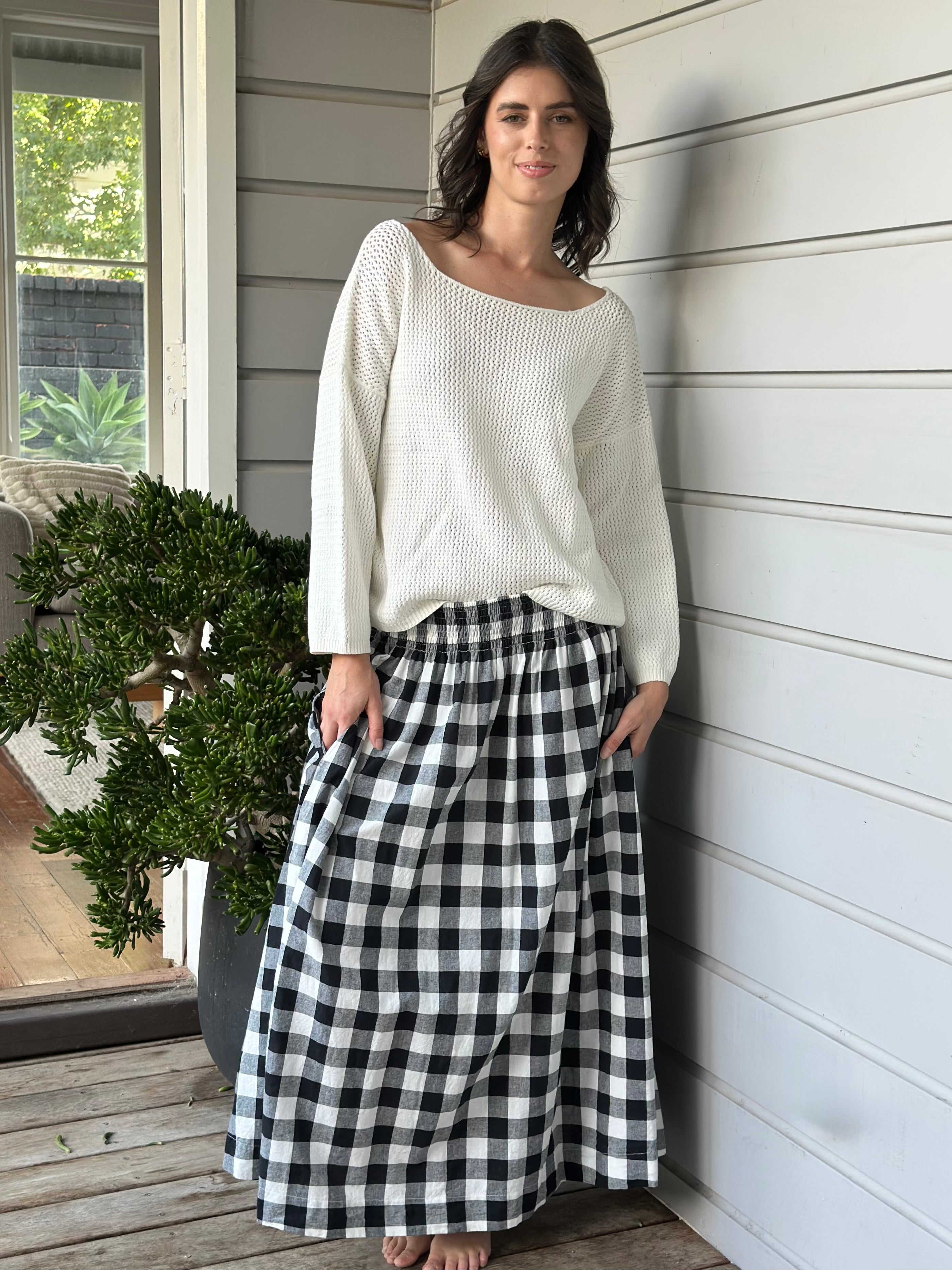 lulu skirt - black check