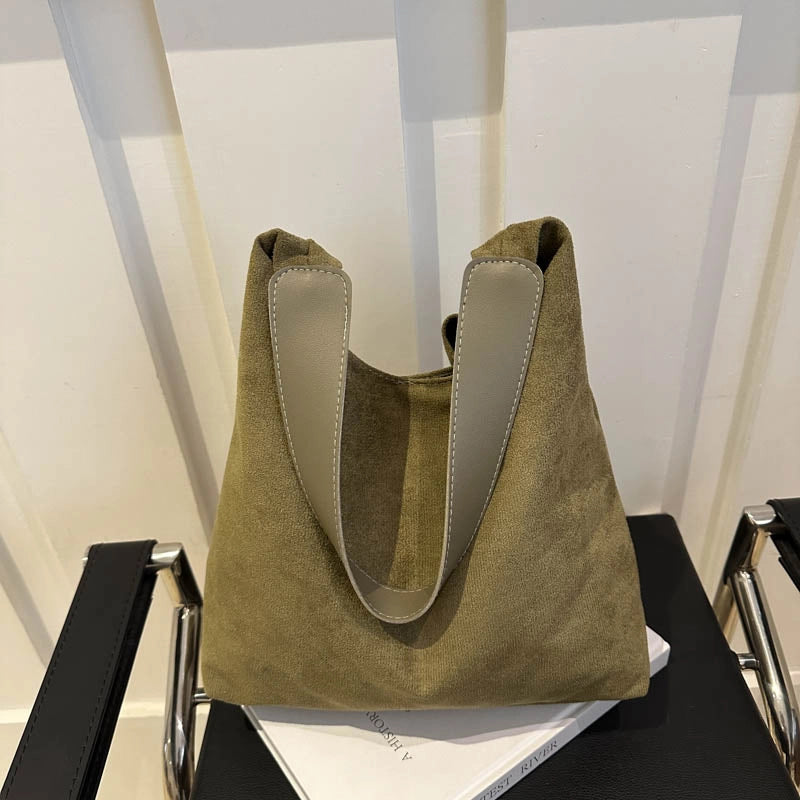 Women's Medium Suede Solid Color Streetwear Square Magnetic Buckle Shoulder Bag Underarm Bag