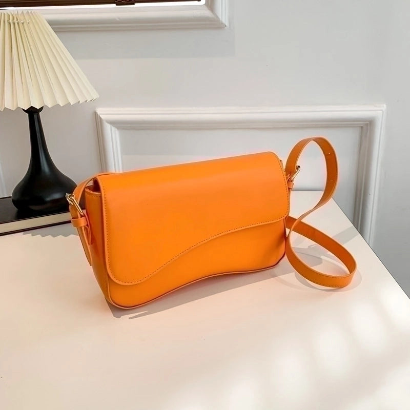 Women's Pu Leather Solid Color Streetwear Square Magnetic Buckle Shoulder Bag Crossbody Bag