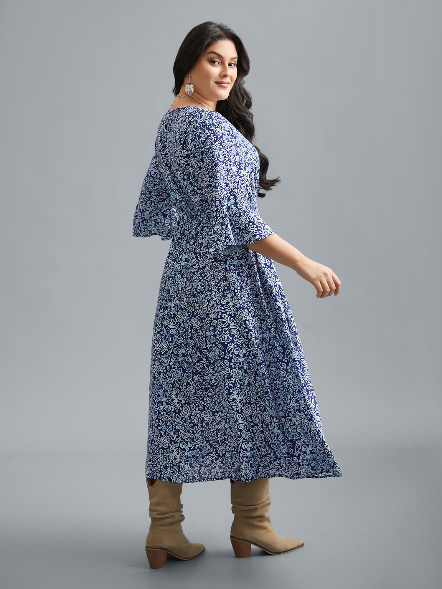 V-Neck Paisley Print Smocked Waist Dress