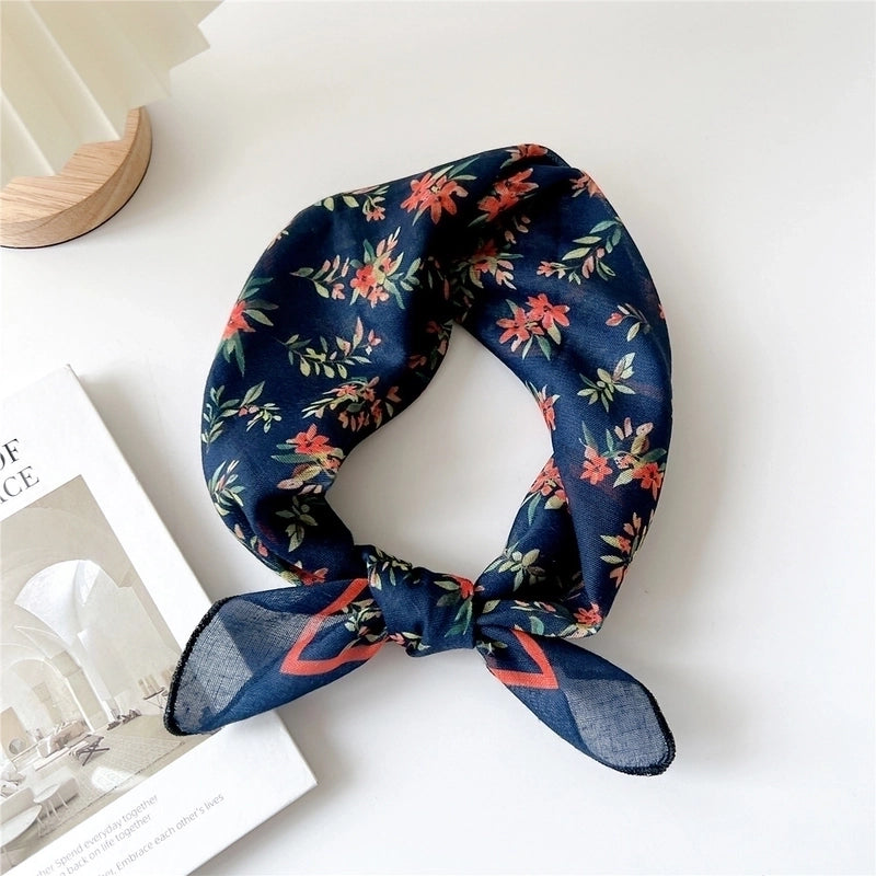 Women's Pastoral Minimalist Flower Cotton And Linen Printing Silk Scarf