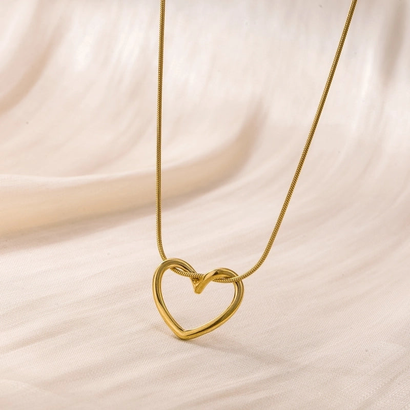 Minimalist Heart Shape Titanium Steel Pendant Necklace