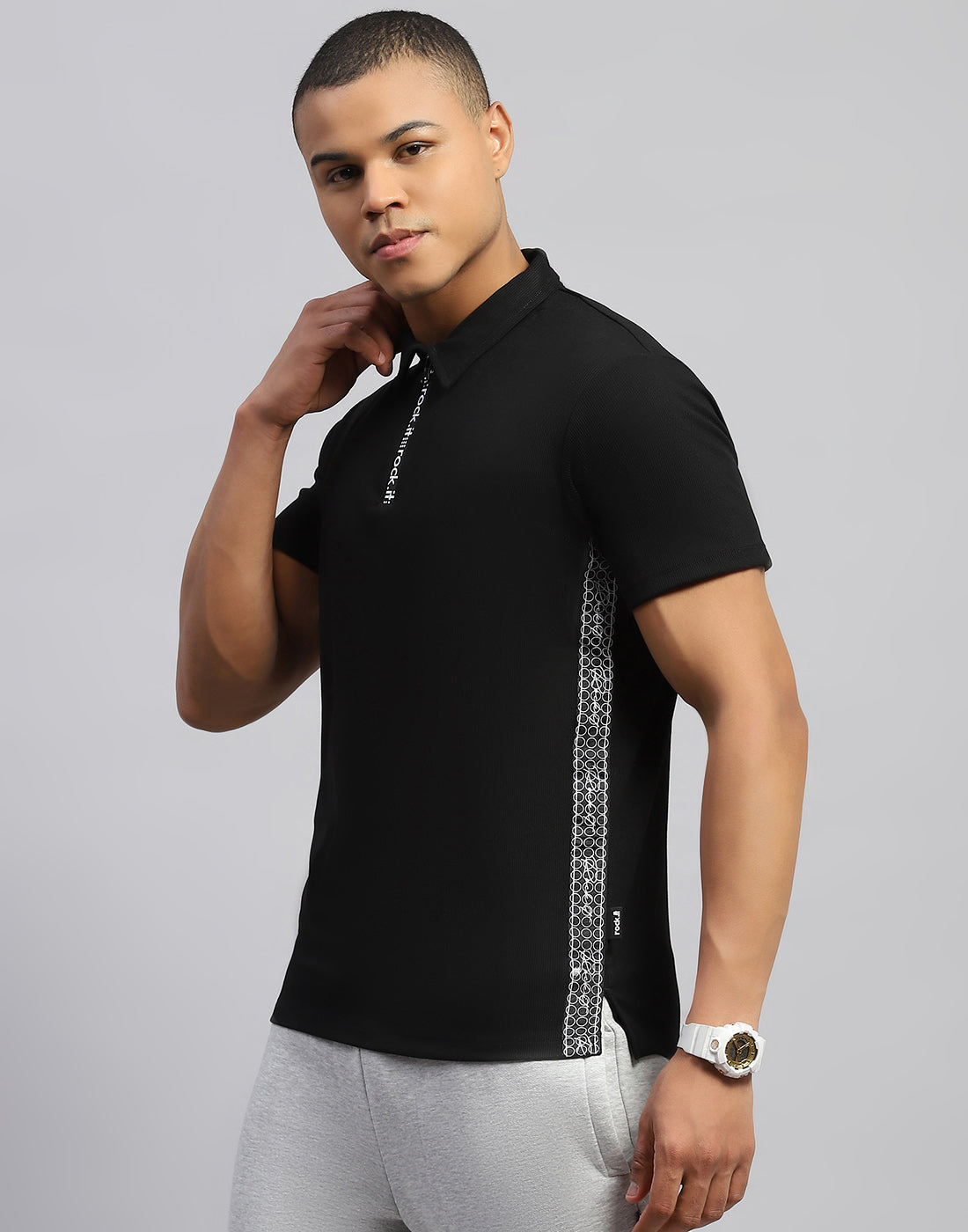 Men Black Solid Polo Collar Half Sleeve T-Shirt