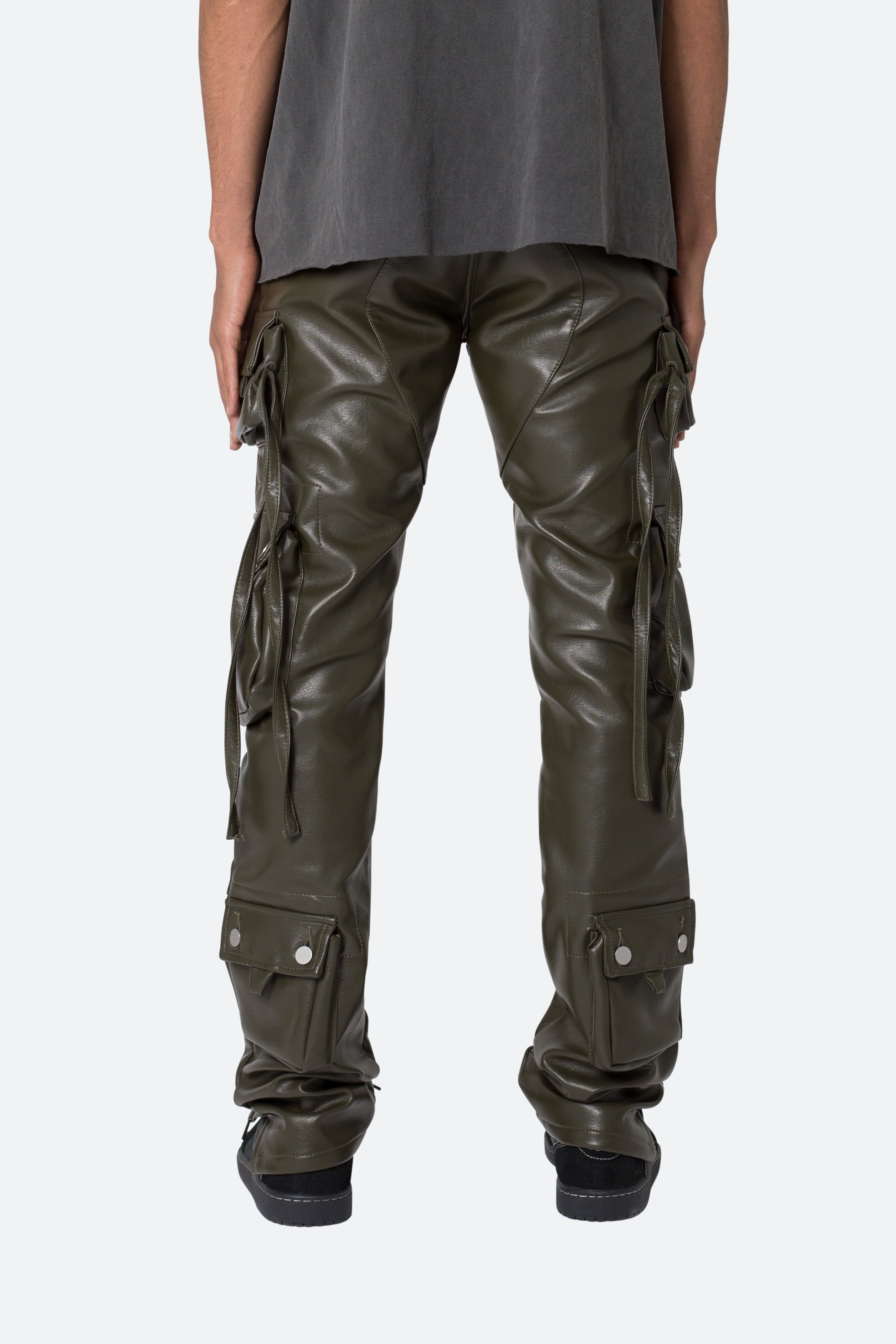 D152 Leather Cargo Pants - Olive