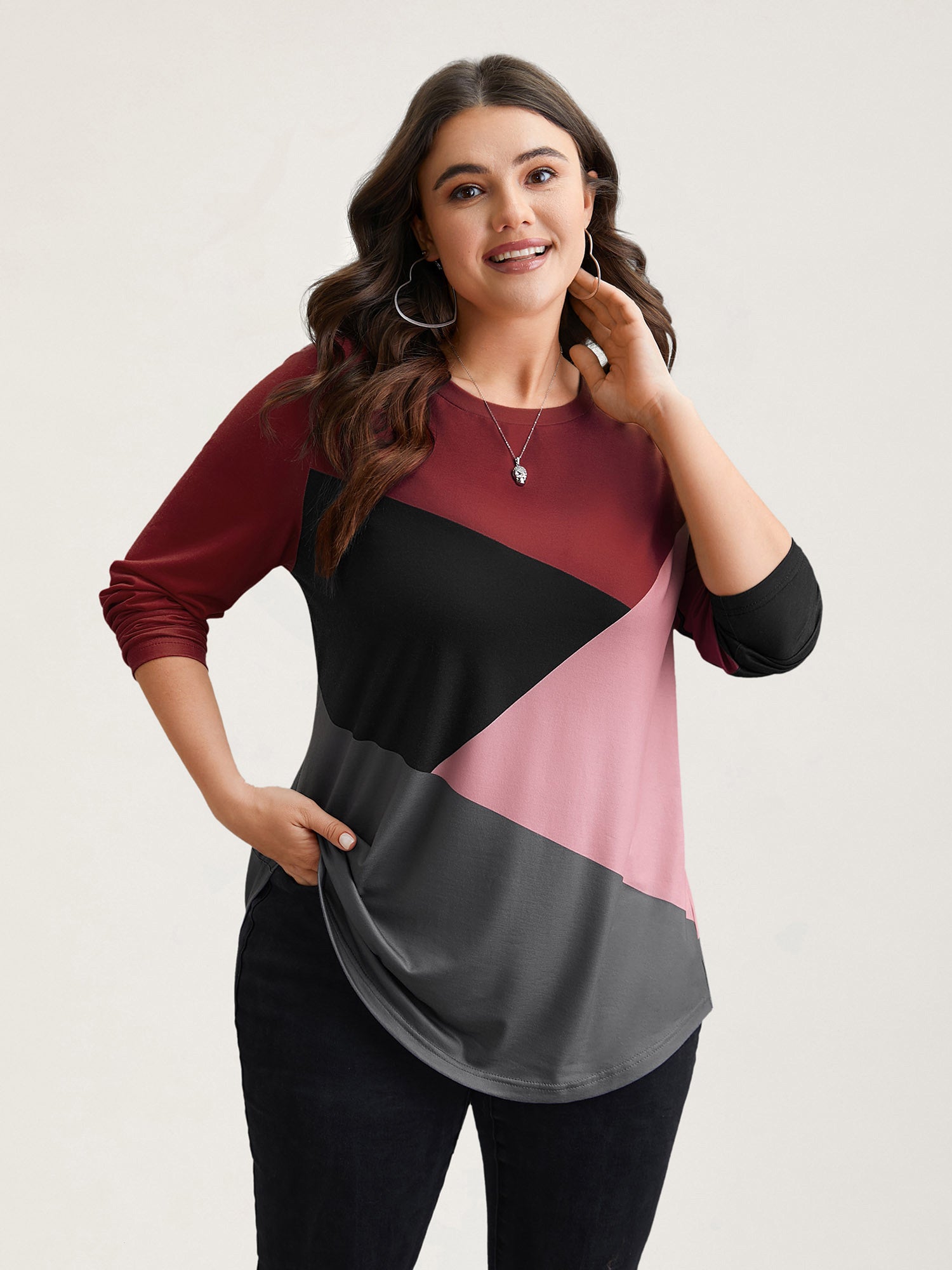 Geometric Color Block Curved Hem Top