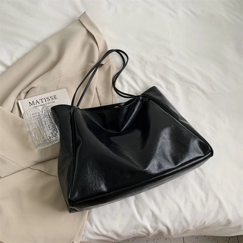Women's Medium Pu Leather Solid Color Classic Style Streetwear Square Zipper Shoulder Bag Tote Bag