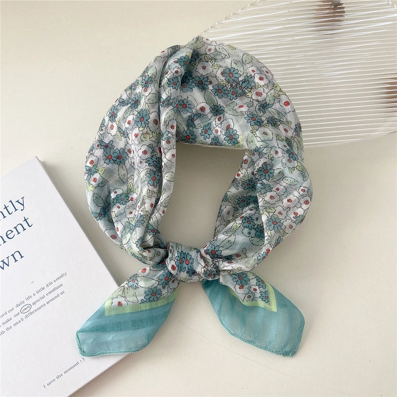 Women's Cartoon Style Cute Sweet Ditsy Floral Cotton And Linen Kerchief