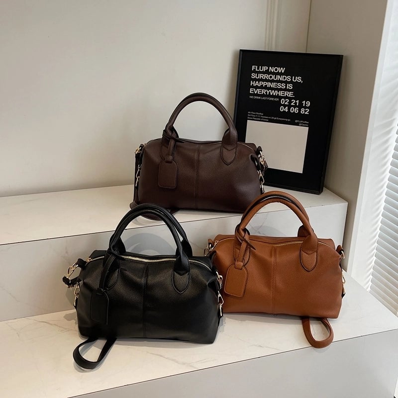 Women's Pu Leather Solid Color Classic Style Pillow Shape Zipper Shoulder Bag