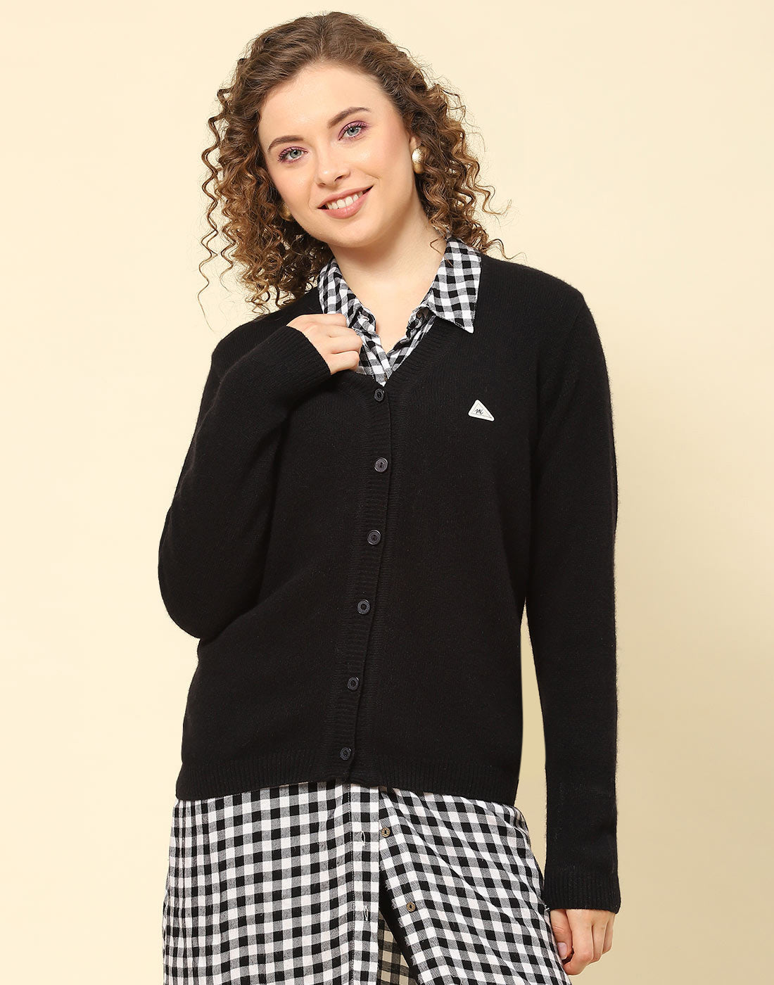 Women Black Solid V Neck Full Sleeve Cardigan