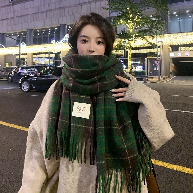 Women's Basic Plaid Polyester Scarf