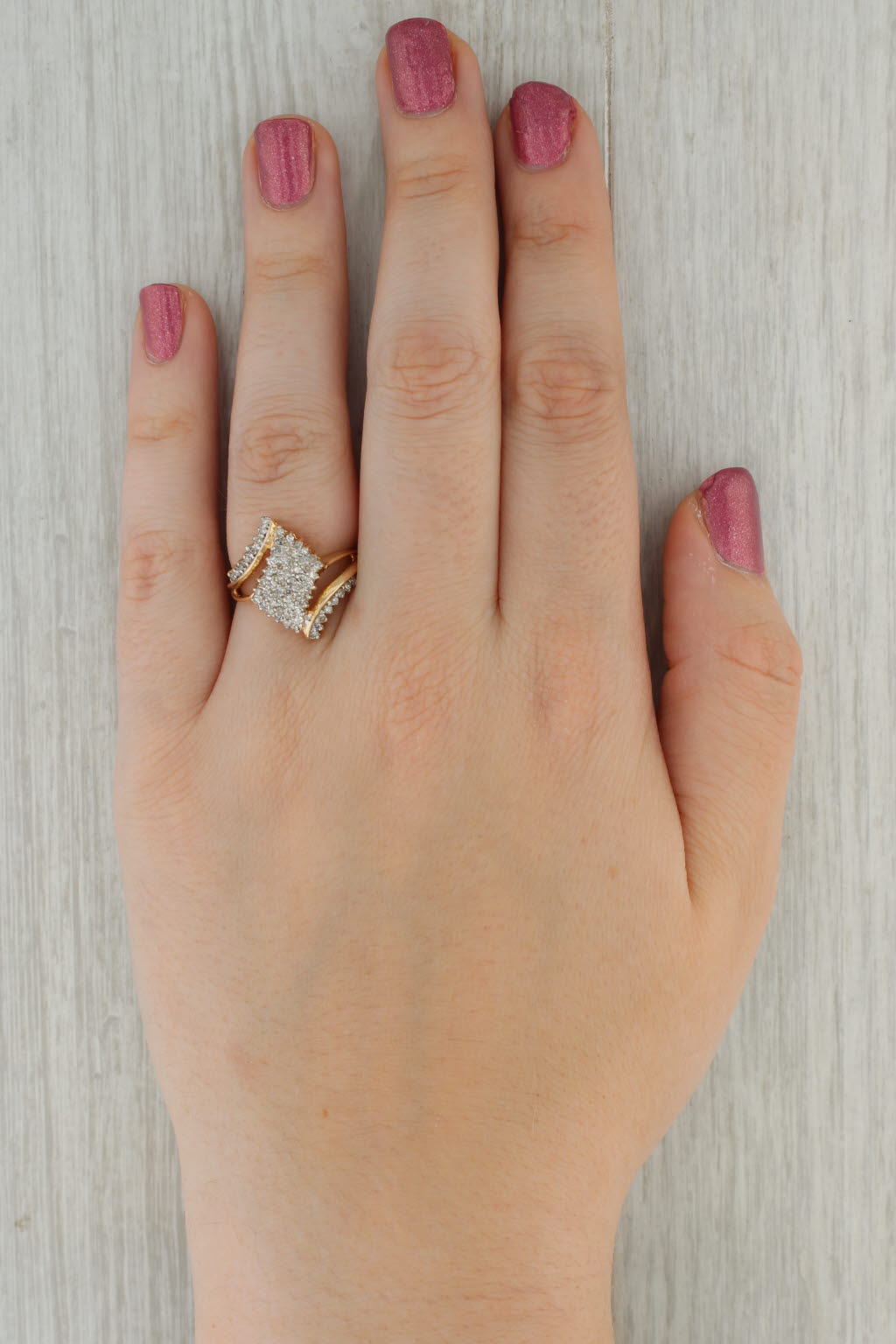 0.36ctw Diamond Cluster Bypass Ring 10k Yellow Gold Size 7.25