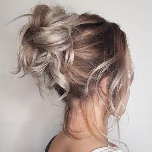 Effet pelucheux Chignon de cheveux à la mode