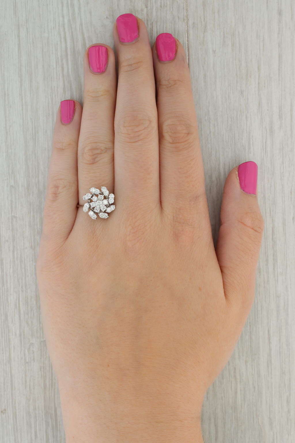Vintage 1ctw Diamond Cluster Flower Ring 18k White Gold Size 9