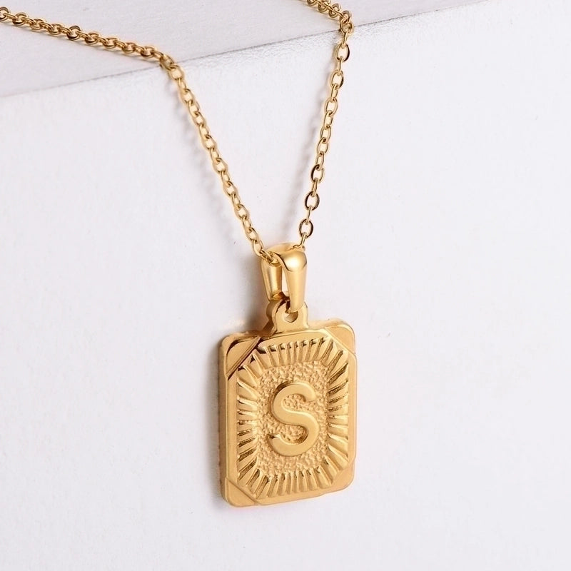 304 Stainless Steel 18K Gold Plated Minimalist Plating Letter No Inlaid Pendant Necklace