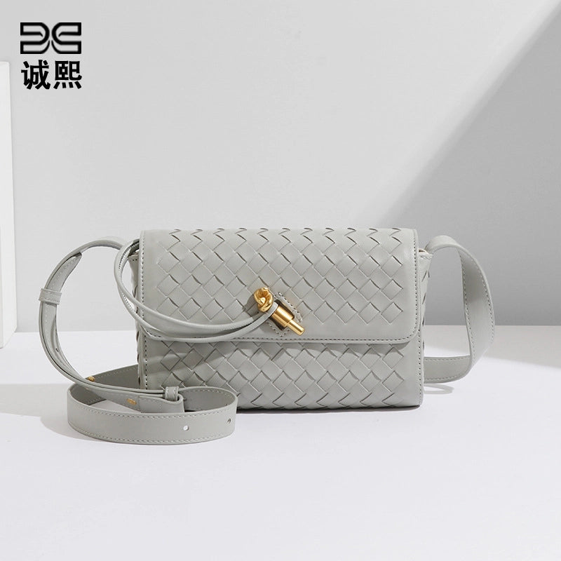 Women's Small Pu Leather Solid Color Streetwear Square Lock Clasp Shoulder Bag