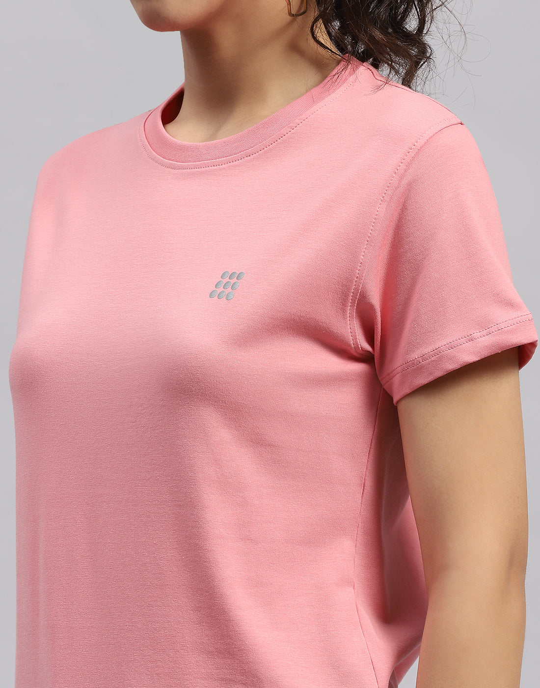 Women Pink Solid Round Neck Half Sleeve Top