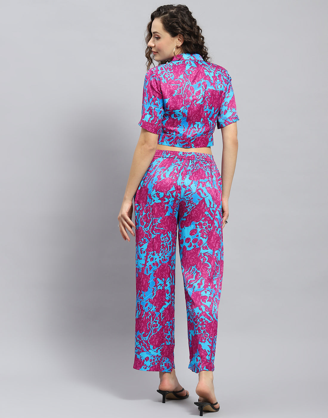 Women Magenta Printed Collar Half Sleeve Cords Set