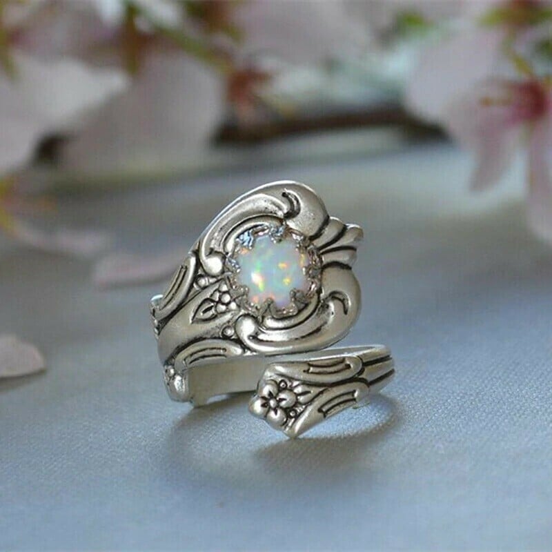 🎁White Opal Spoon Adjustable Ring