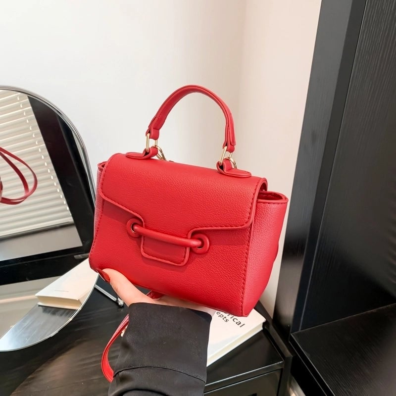 Women's Pu Leather Solid Color Vintage Style Classic Style Flip Cover Handbag