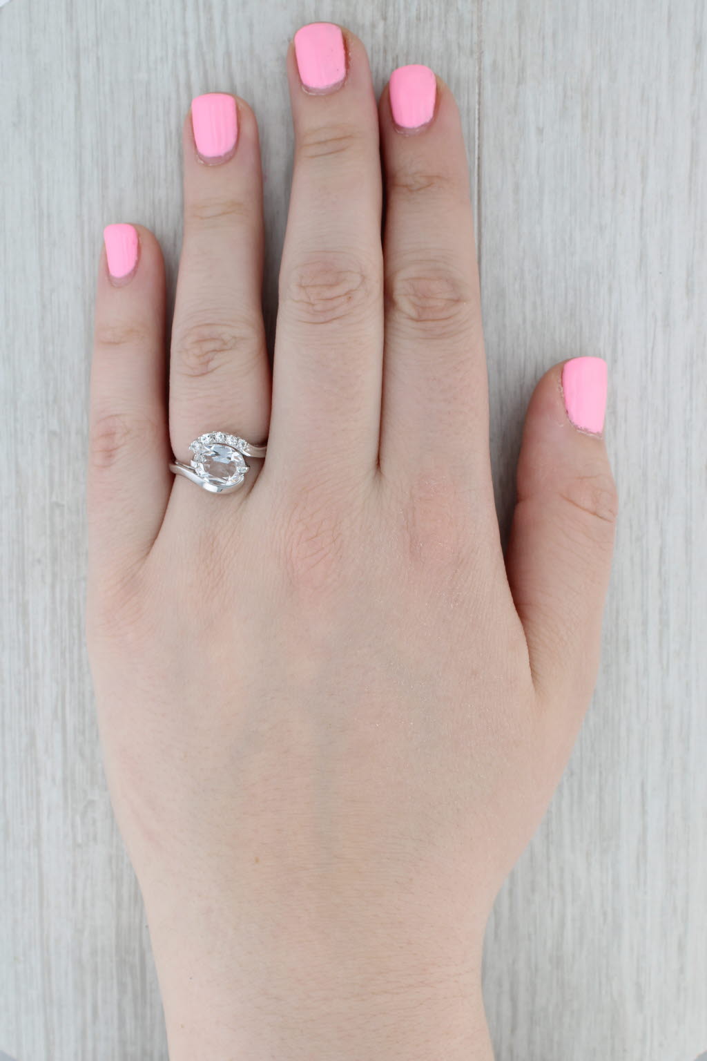 2.35ctw Lab Created Spinel Ring 10k White Gold Size 7.75 Bypass