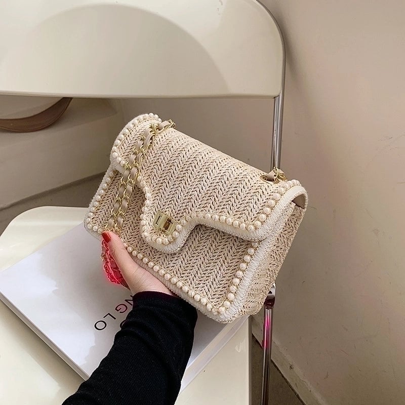 Women's Medium Straw Solid Color Fashion Square Flip Cover Shoulder Bag