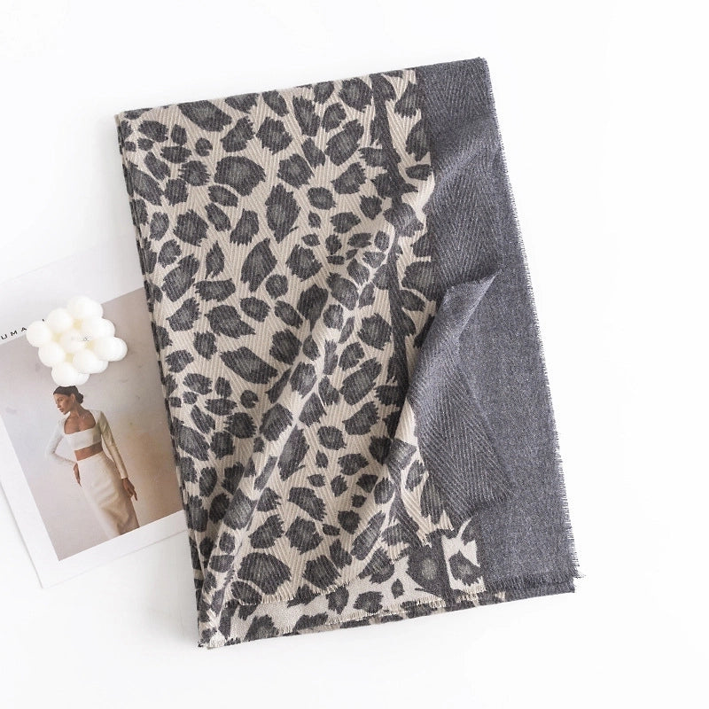 Women's Sweet Leopard Polyester Scarf
