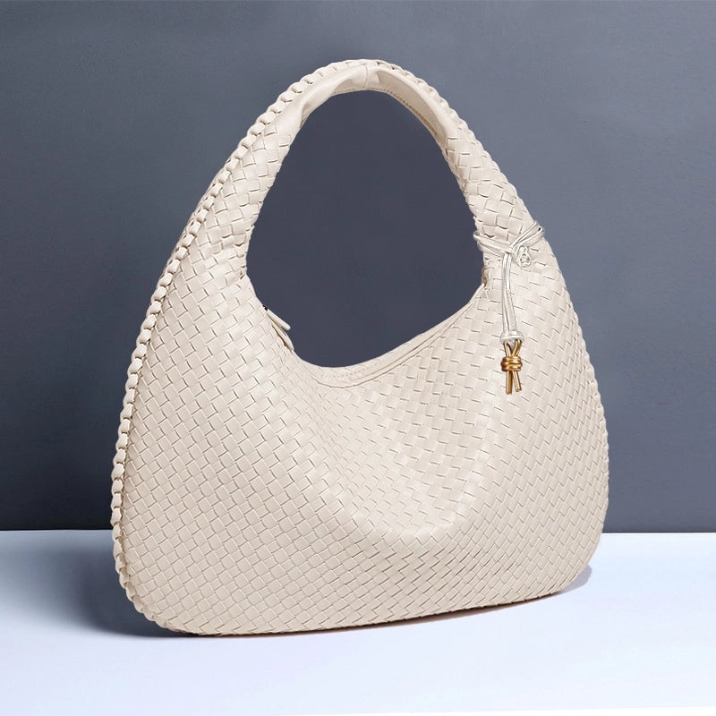 Woven Women's Bag New Fashion Large Capacity Handbag Korean Commuter Leisure Manufacturers Fashion Shoulder Bag