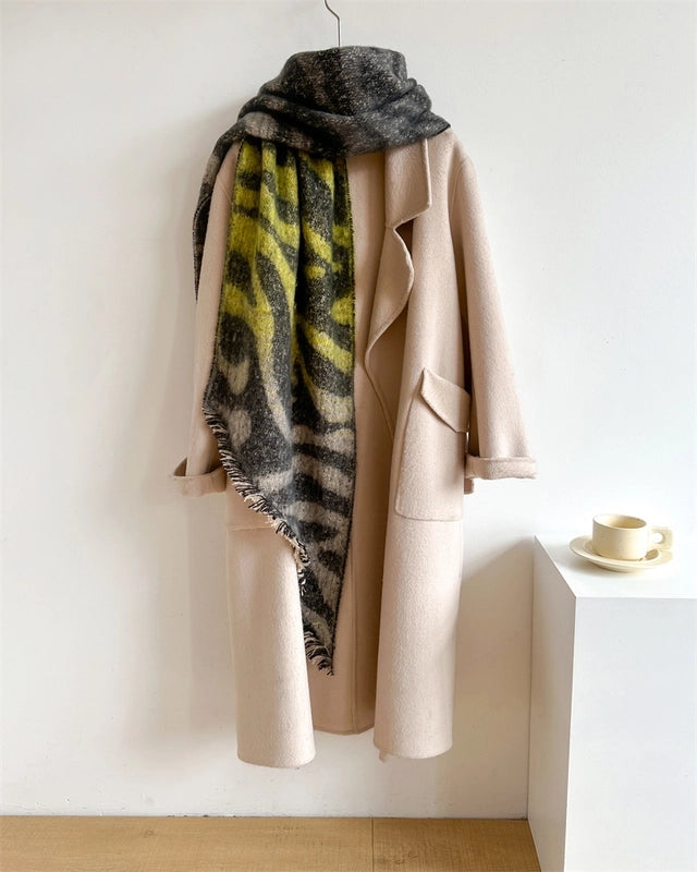 Women's Elegant Basic Minimalist Waves Polyester Scarf