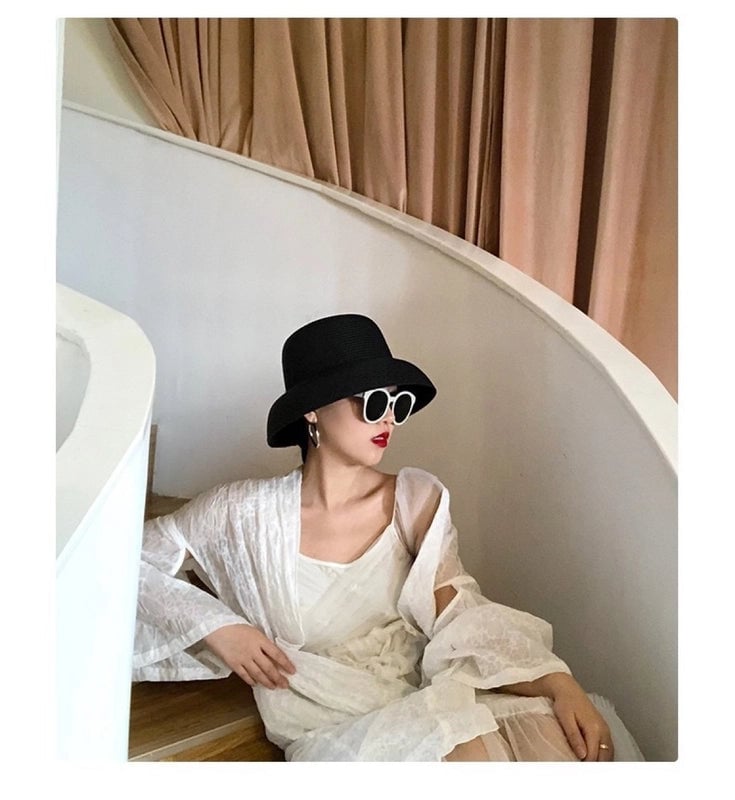 Elegant  Hepburn Style Hat Black Small Brim Straw Hat Women's Summer Beach Sunshade Hat Sunscreen Sun Hat