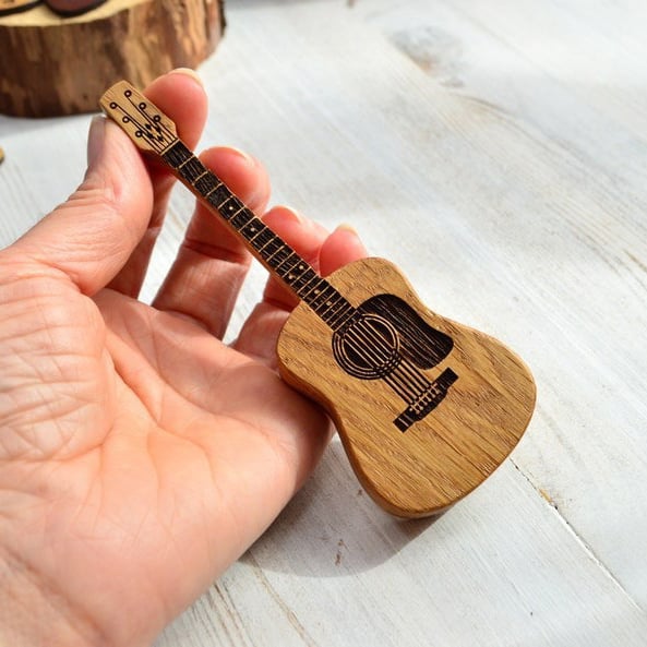 🎸Handmade Wooden Acoustic Guitar Pick Box