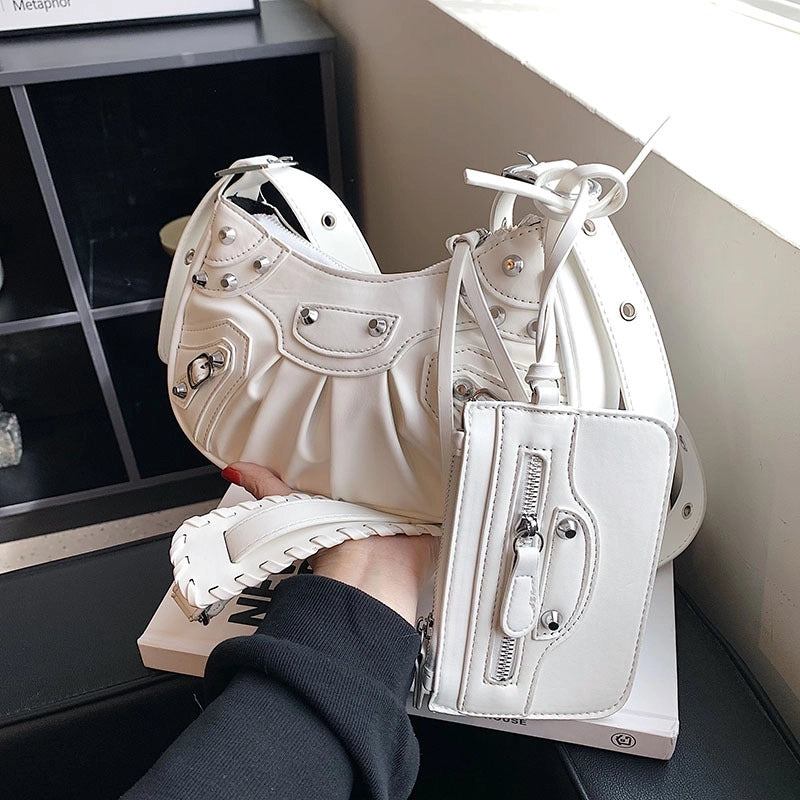 Women's Medium All Seasons Pu Leather Solid Color Fashion Rivet Pillow Shape Zipper Underarm Bag