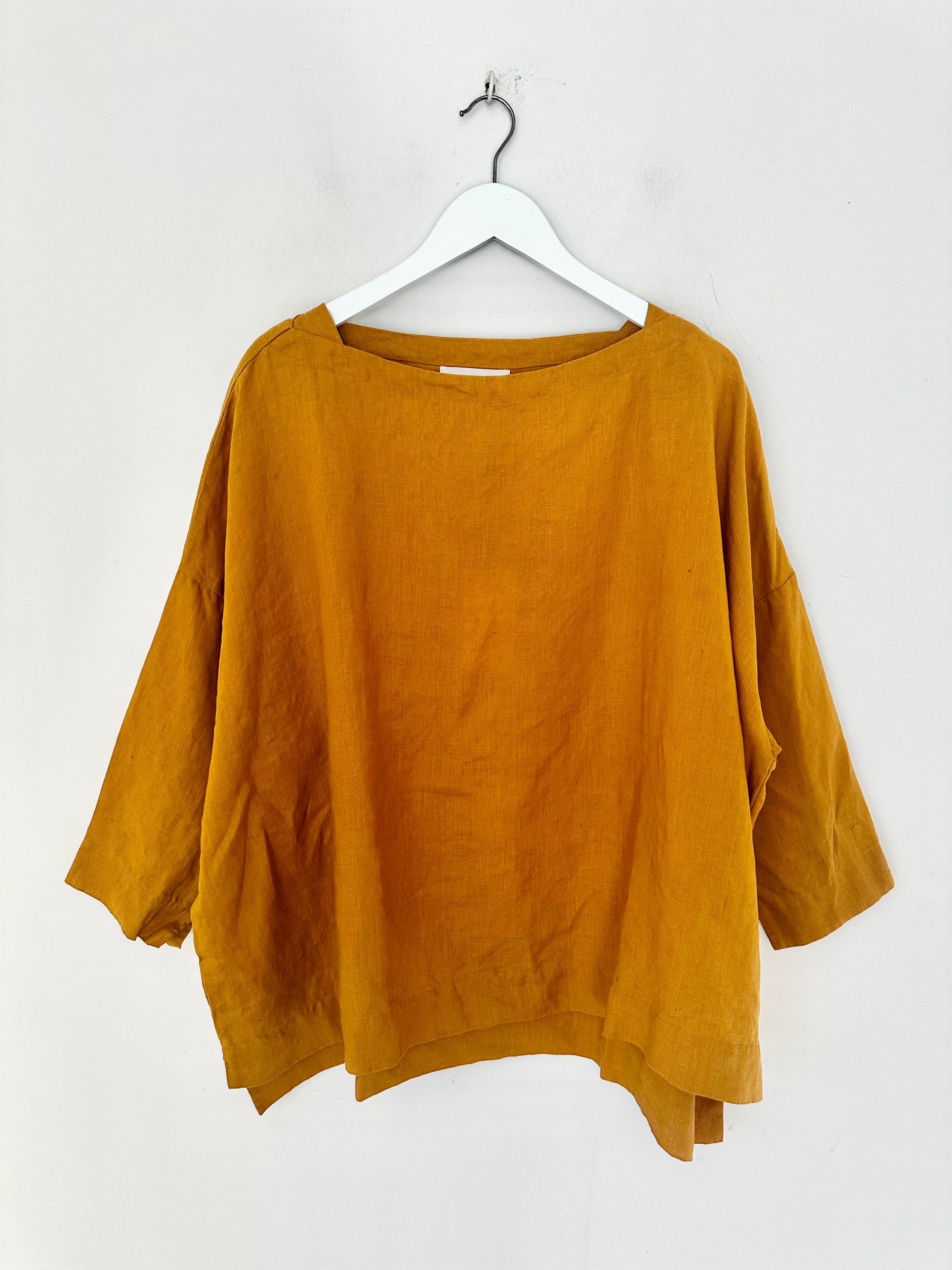 avril top - turmeric linen