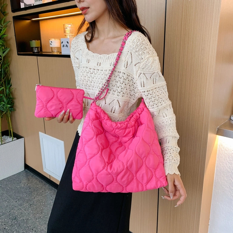 Women's All Seasons Oxford Cloth Lingge Vintage Style Sewing Thread Square Magnetic Buckle Shoulder Bag