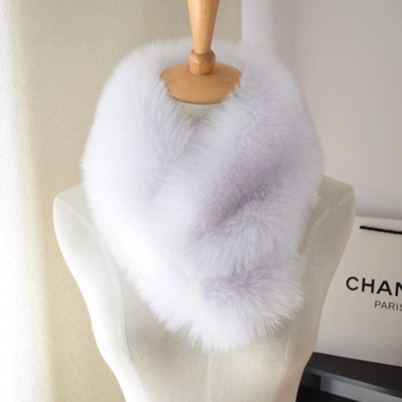 Women's Minimalist Color Block Fox Fur Scarf