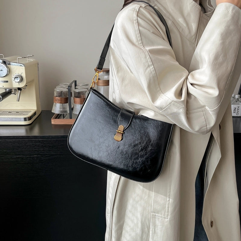 Women's Pu Leather Solid Color Classic Style Streetwear Square Magnetic Buckle