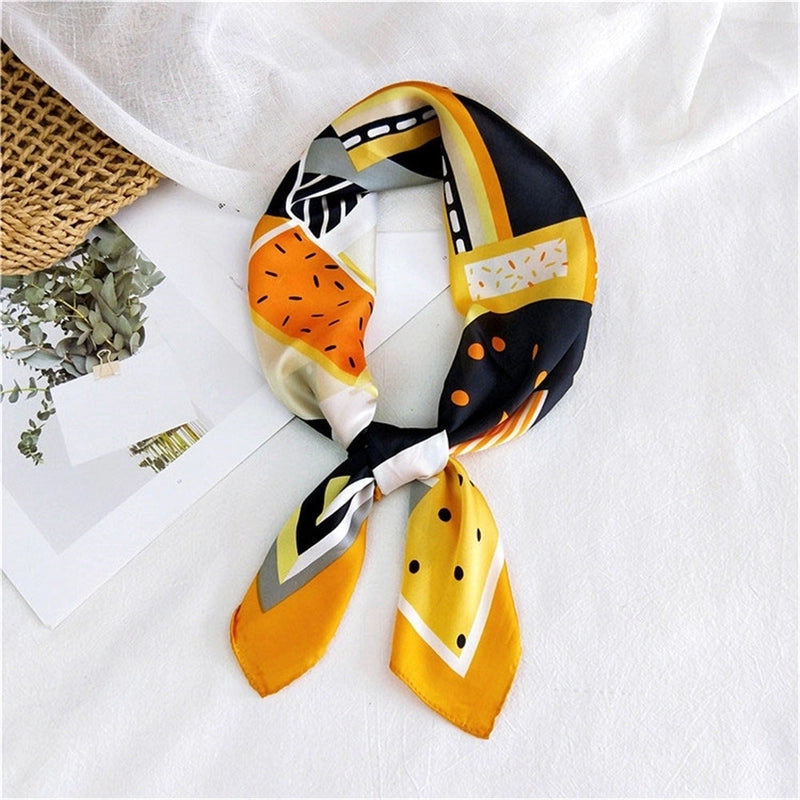 Women's Minimalist Printing Satin Silk Scarf