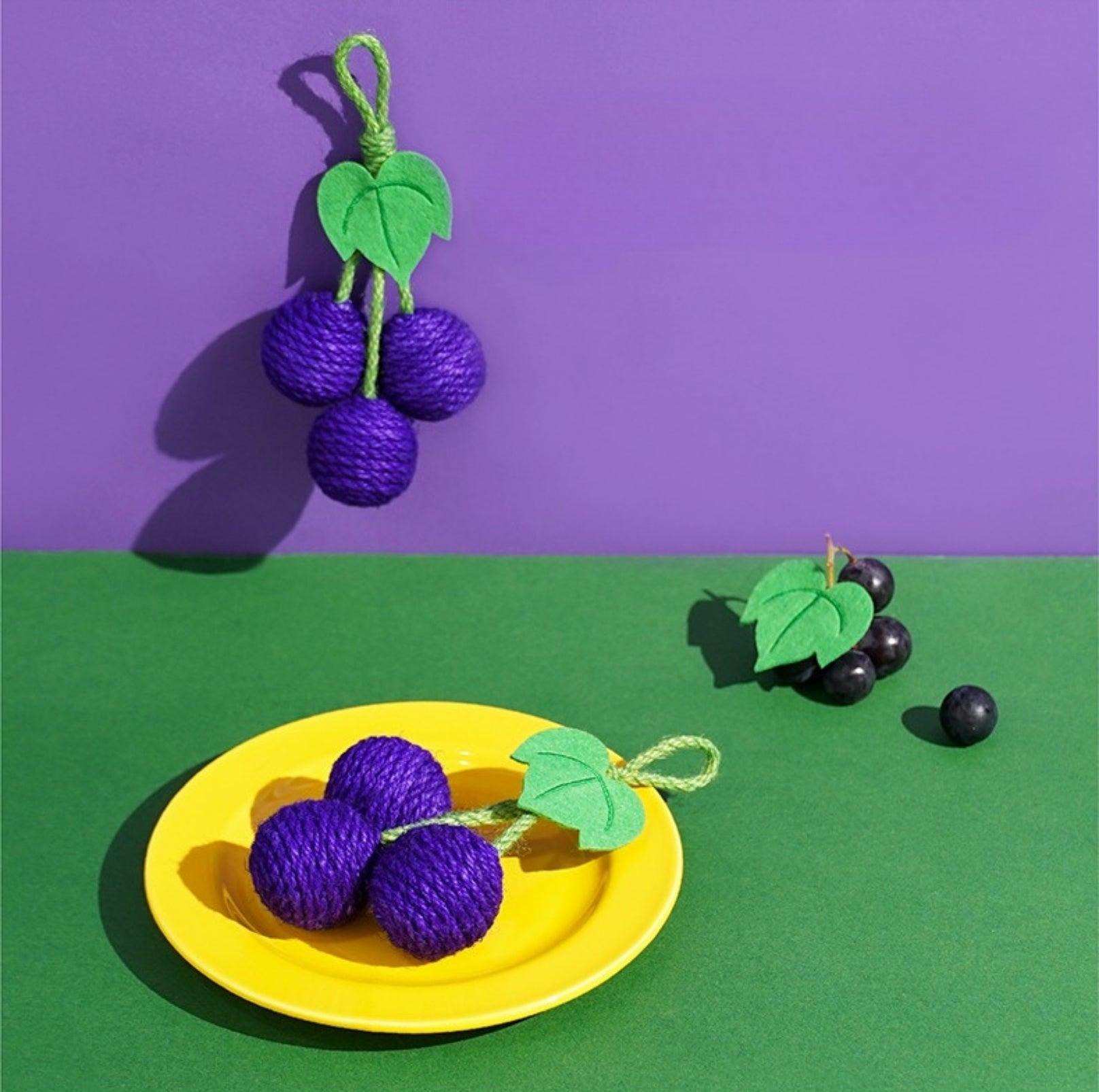 Fruit Party Hangable Natural Sisal Cat Toy Chasing And Chewing Balls