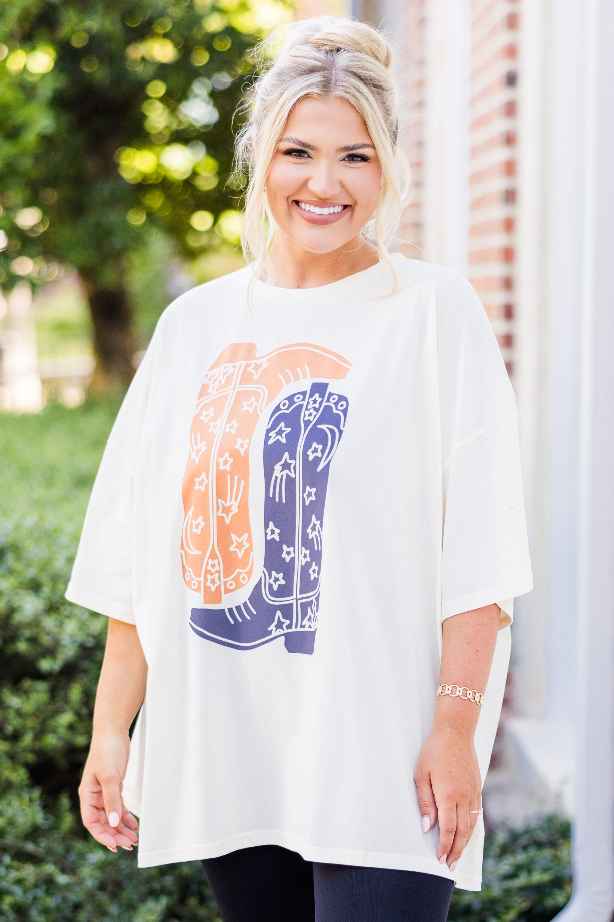 Boot Scootin Game Day Boyfriend Tee. Ivory