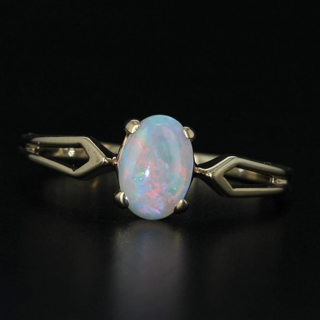 Opal Cabochon Solitaire Ring 10k Yellow Gold Size 5.75