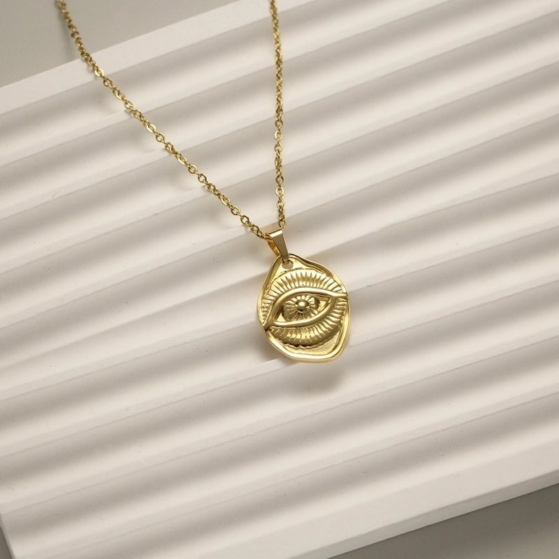 IG Style Retro Moon Heart Shape Flower 304 Stainless Steel 18K Gold Plated Pendant Necklace