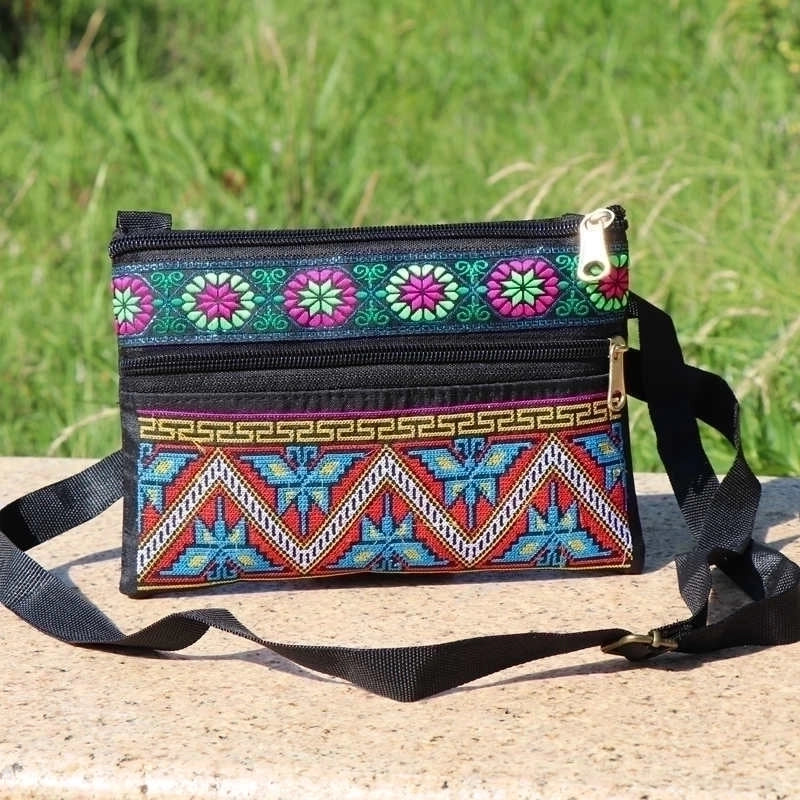 Women's Small Canvas Floral Vintage Style Square Zipper Shoulder Bag