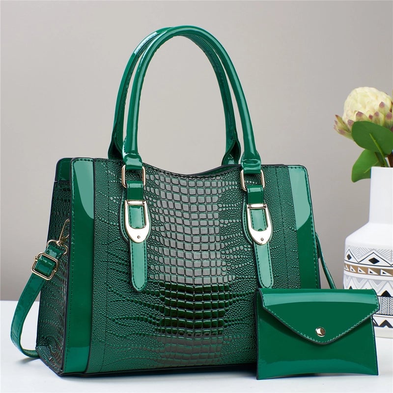 Women's Medium Pu Leather Solid Color Crocodile Vintage Style Classic Style Square Zipper Crossbody Bag