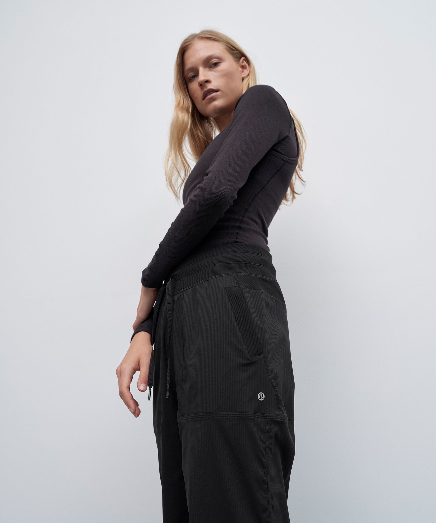 Dance Studio Mid-Rise Pant Regular